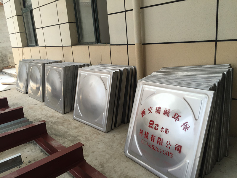 不銹鋼水箱模壓板塊